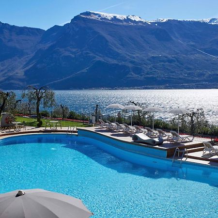Hotel Atilius - Adults Only Лимоне-суль-Гарда Экстерьер фото