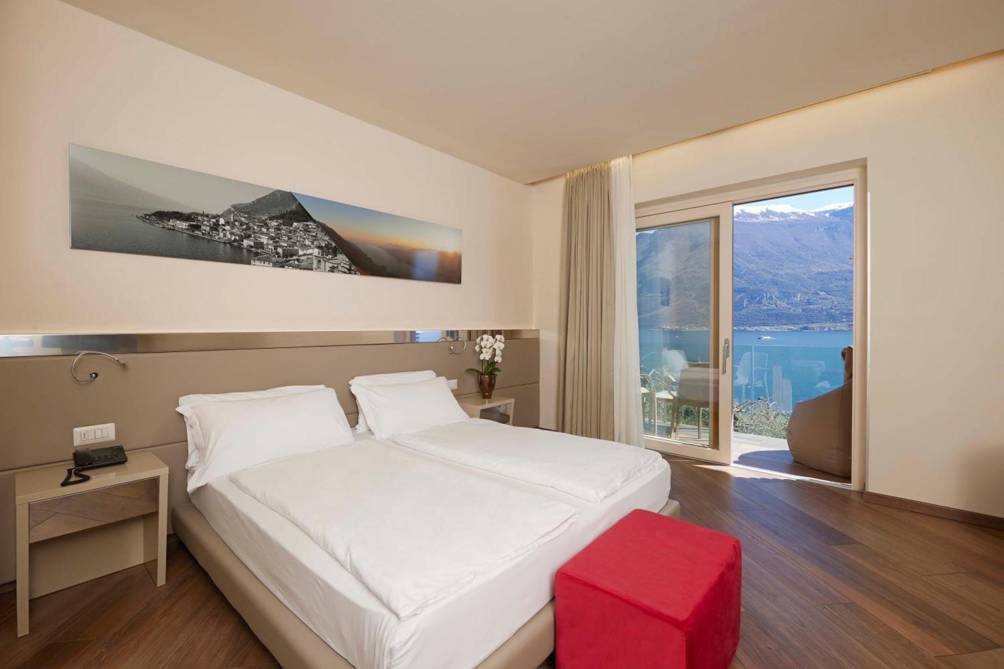 Hotel Atilius - Adults Only Лимоне-суль-Гарда Экстерьер фото