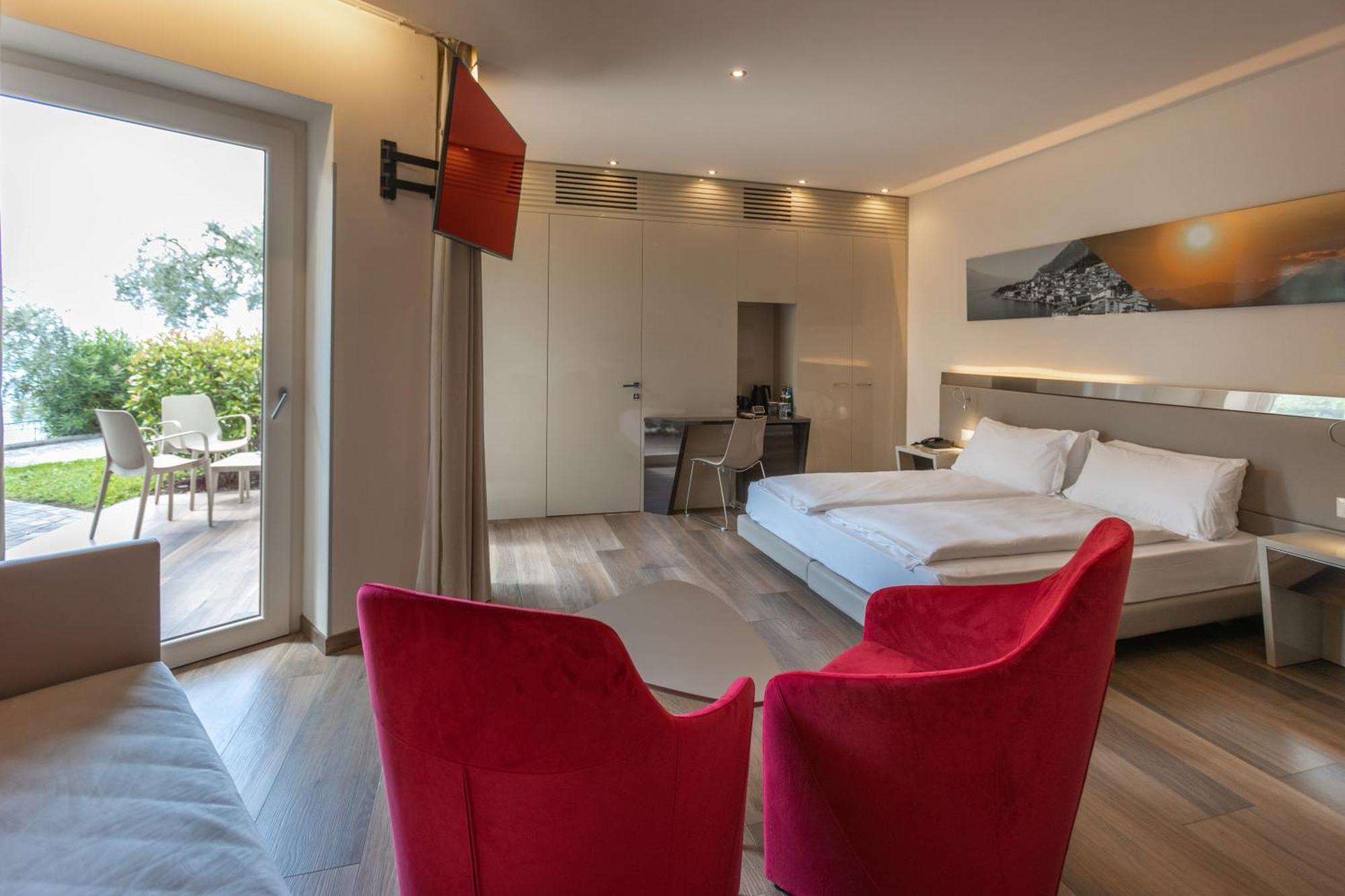 Hotel Atilius - Adults Only Лимоне-суль-Гарда Номер фото